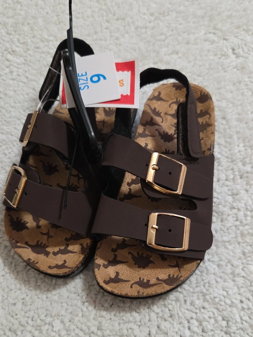 NWT KIDGETS DINASAUR PRINT SANDALS